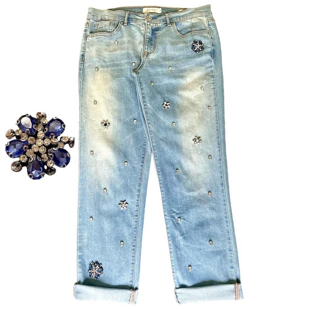 Like New Boyfriend Embellished Light Blue Jeans size 26 blue clear crystal Mika